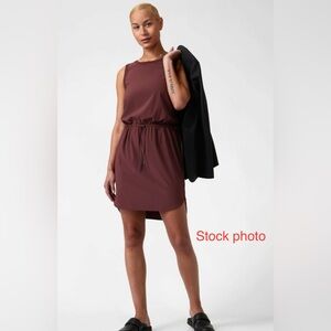 Athleta Sleeveless Midi Ricon Dress